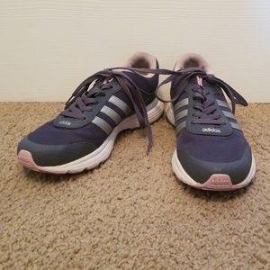 💥💥flash sale💥💥 Adidas tennis shoes